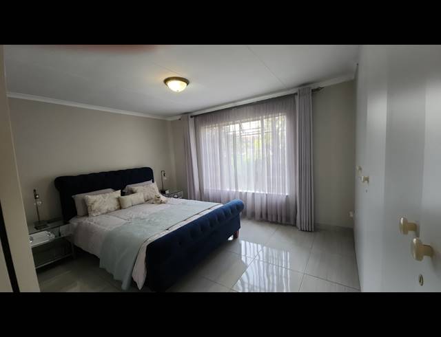 2 bed property for sale in STRATHAVON